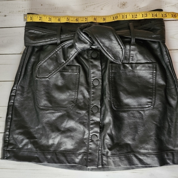 tgla Black Faux Leather Mini Skirt with Belt Size Medium - Picture 8 of 9